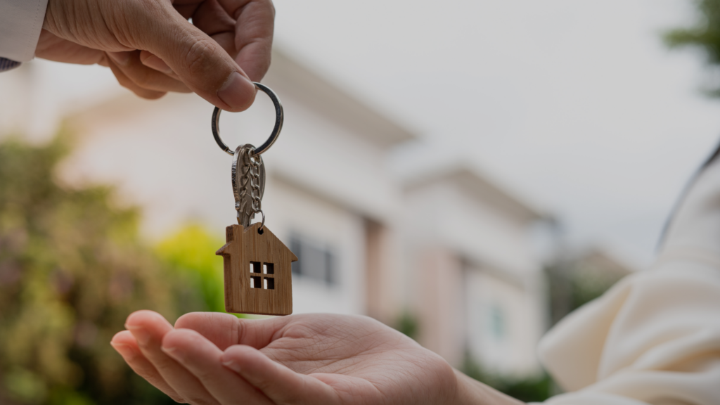 Mortgage Lender vs. Bank: Why Choose GuardHill
